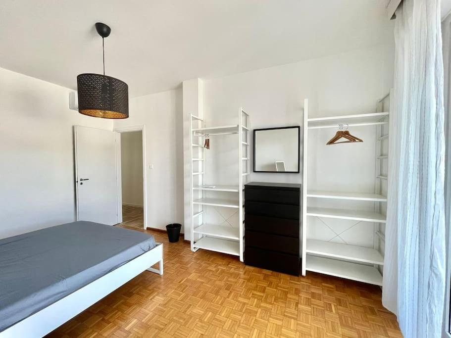 Leia Home W/Private Parking In Old Town Trieste Exterior photo